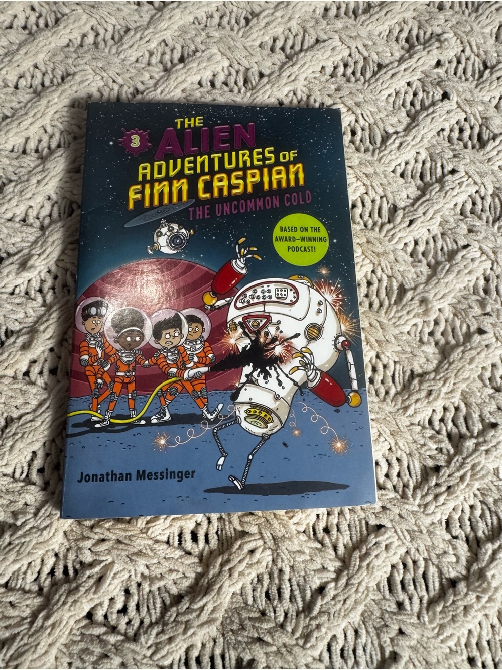 Alien Adventures of Finn Caspian: The Uncommon Cold - Blue Kids Book